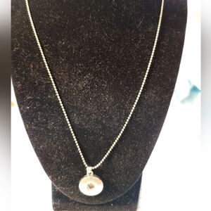 NEW Silver alloy Snap Button necklace holds 18mm charms Not Included